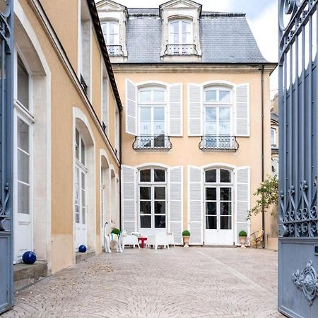 Hotel Le Henri II Le Mans Zewnętrze zdjęcie