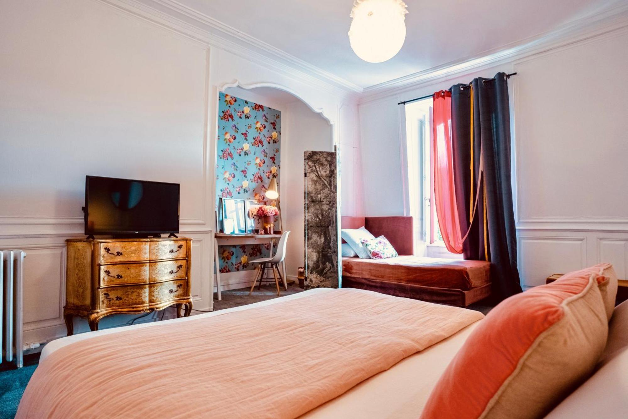 Hotel Le Henri II Le Mans Zewnętrze zdjęcie